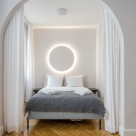 Poznanska Point Apartment *