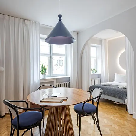 Poznanska Point Apartamento *