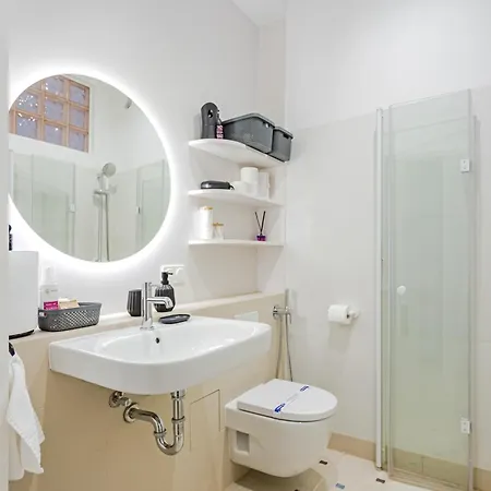 Poznanska Point * Βαρσοβία