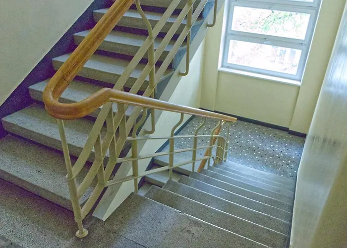 Poznanska Point * وارسو